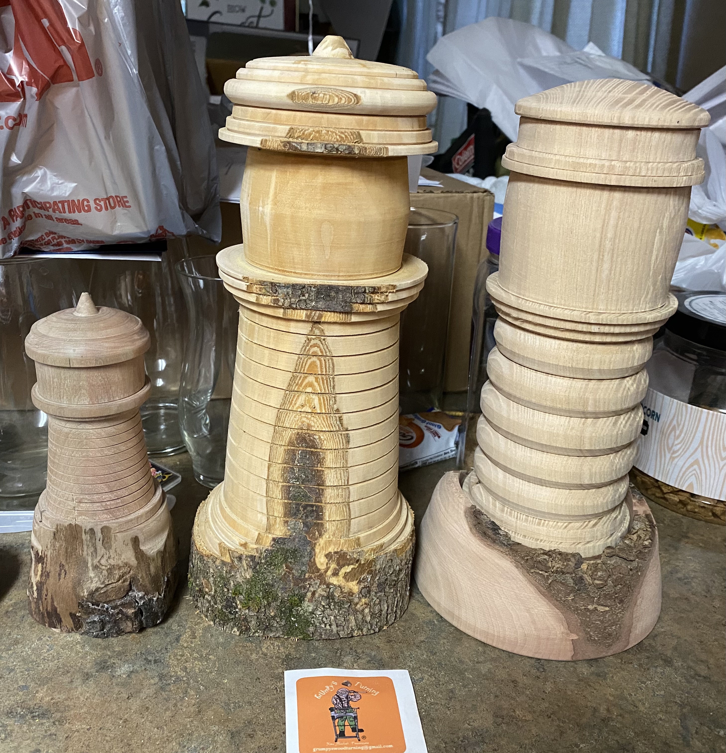 Dogwood, Bradford ๐ & Holly / Walnut Lighthouses